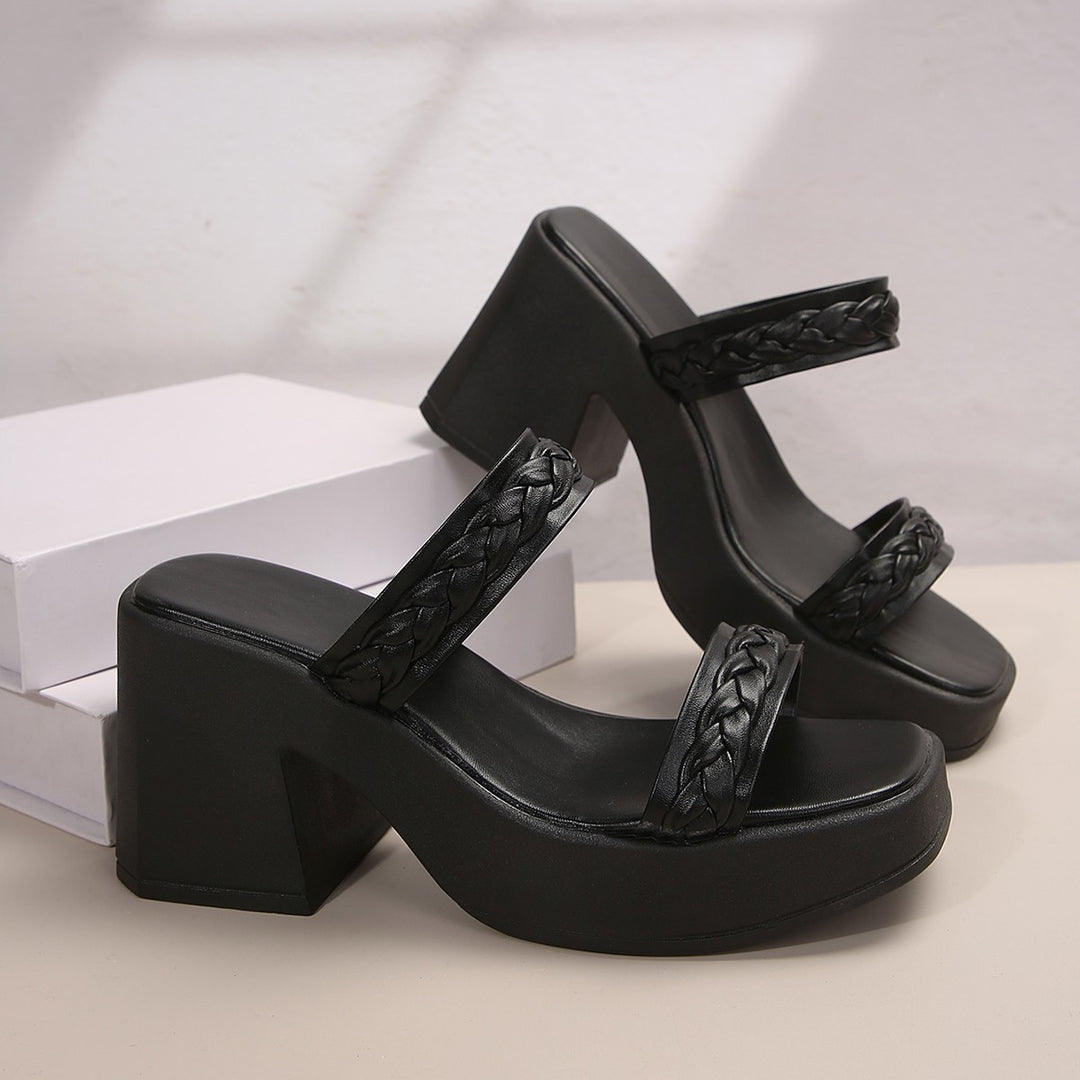 Damen Plateausandalen mit geflochtenem Riemendesign und robustem Blockabsatz EB