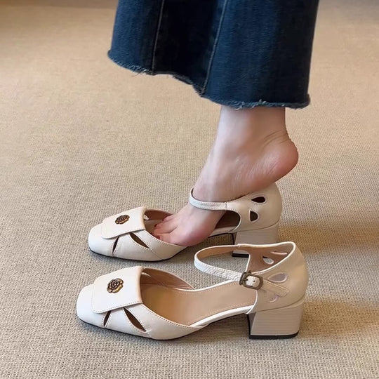Damen elegante Riemchen-Pumps mit modischer Schnallenverzierung und komfortablem Blockabsatz EB