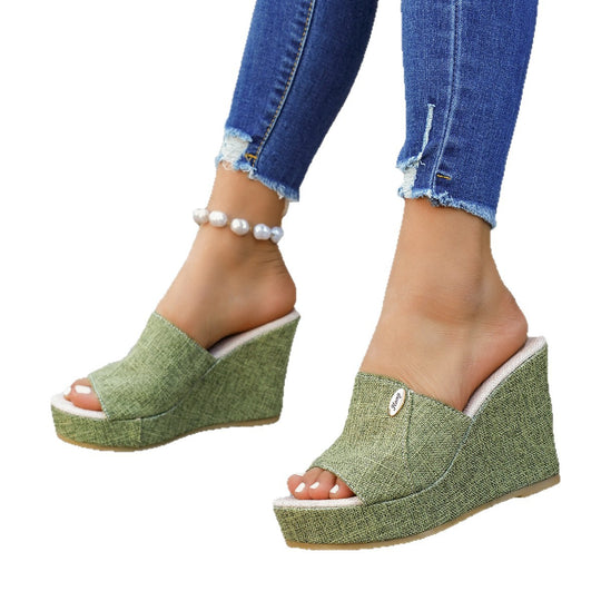 Damen Wedge-Pantolette mit modischem Schnitt und komfortabler Fußbettung EB