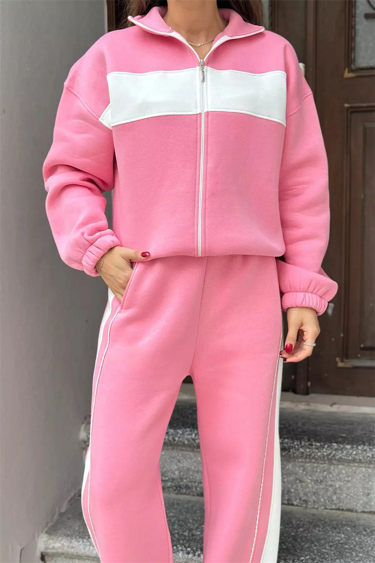 Damen Komfortables Campus-Lounge-Set mit kurzem Reißverschluss-Top und Seitenstreifen-Jogger EB