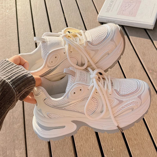Damen Sportliche Sneakers mit atmungsaktivem Obermaterial und dämpfender Sohle EB