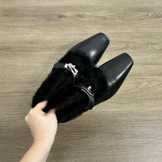 Damen elegante Ballerina-Schuhe mit Kuschelfell-Besatz und schickem Riemen EB