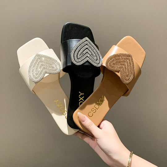 Damen elegante Slipper mit Herz-Applikation und funkelnden Strasssteinen EB