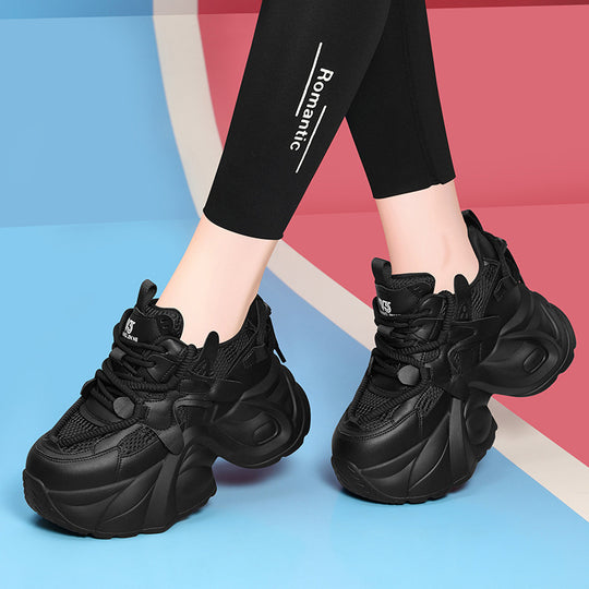 Damen Sportliche Lauf-Sneaker mit überdimensionaler Sohle und atmungsaktivem Mesh EB