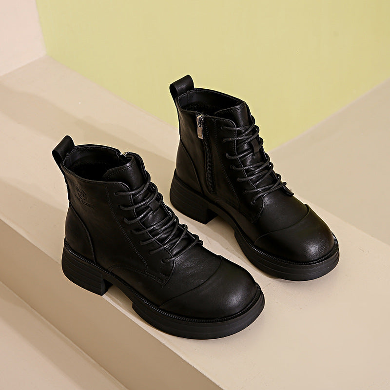Damen gefütterte Stiefeletten mit modischem Zipper und derben Profilsohle EB