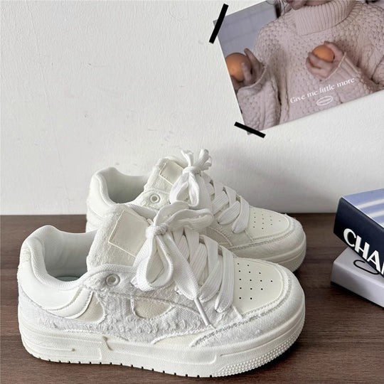 Damen Sneakers mit texturiertem Obermaterial und dämpfender Sohle EB
