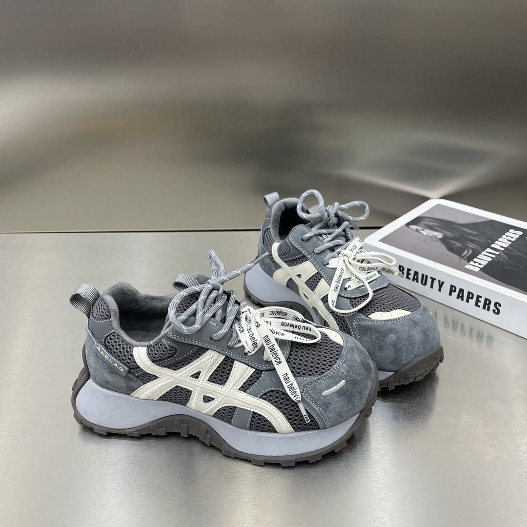 Damen Sportliche Sneakers mit atmungsaktivem Mesh und dämpfender Sohle EB