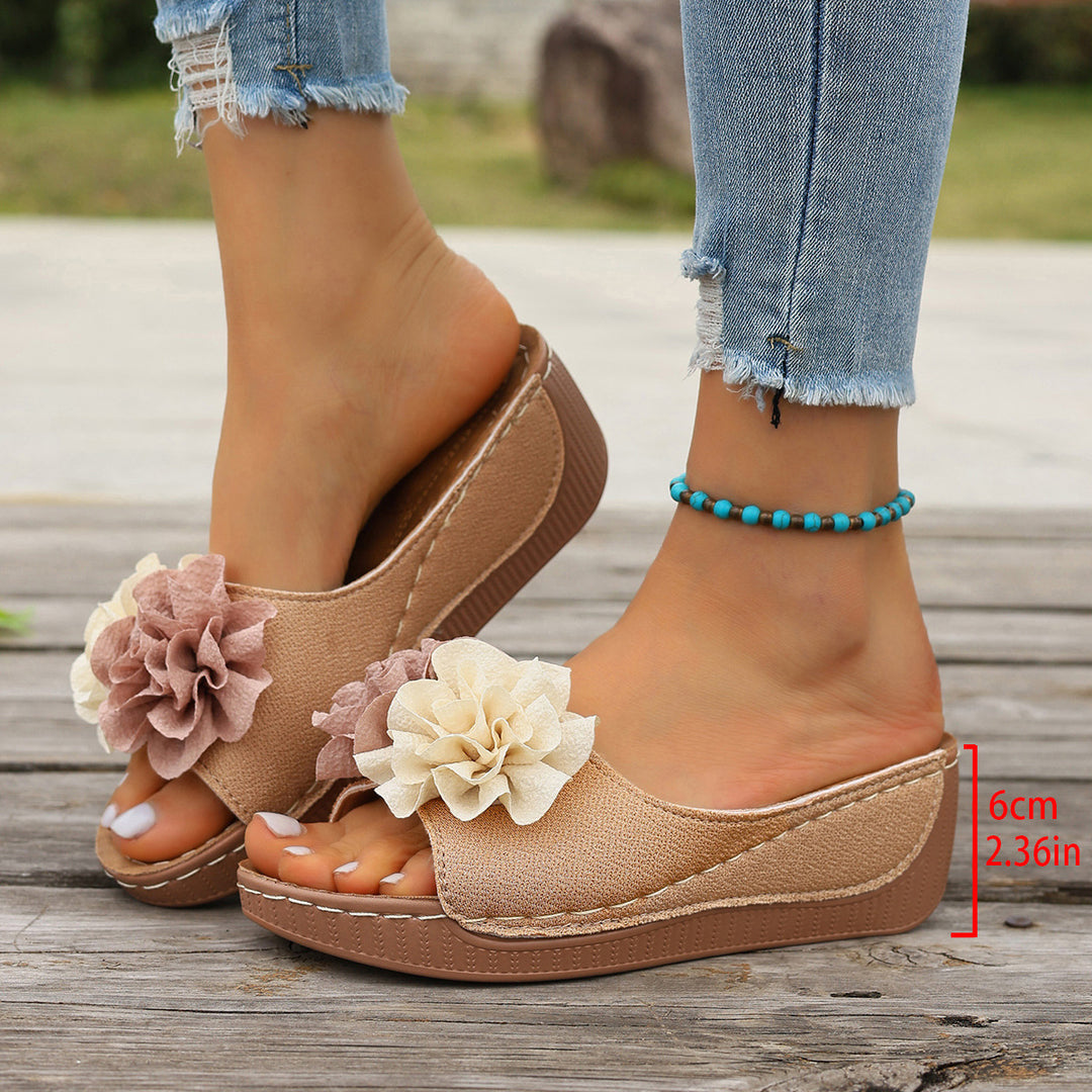 Damen Plattform-Pantoletten mit floralem Design und komfortablem Fußbett EB