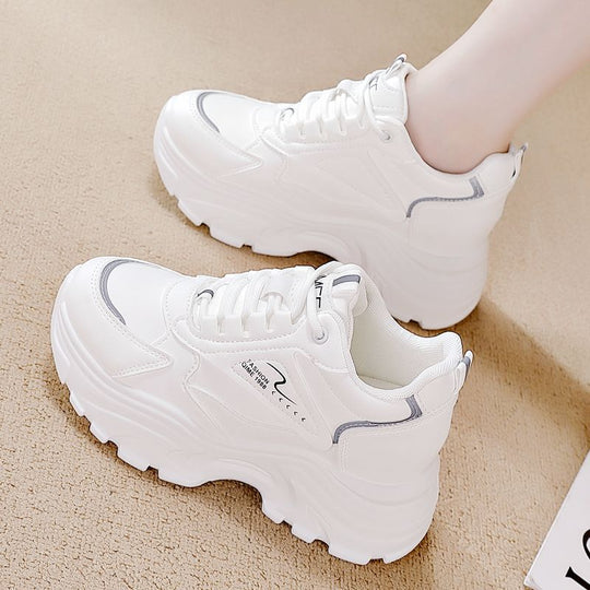 Damen Chunky Sneaker mit rutschfester Sohle und atmungsaktiver Innenpolsterung EB