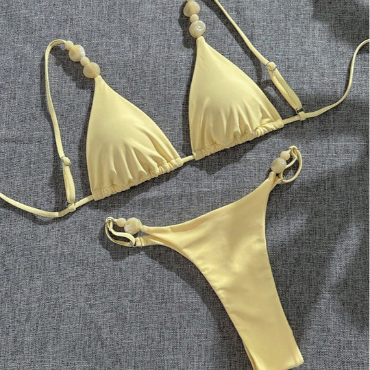 Damen Triangel-Bikini mit dekorativen Perlenakzenten und feinem Minimaldesign EB