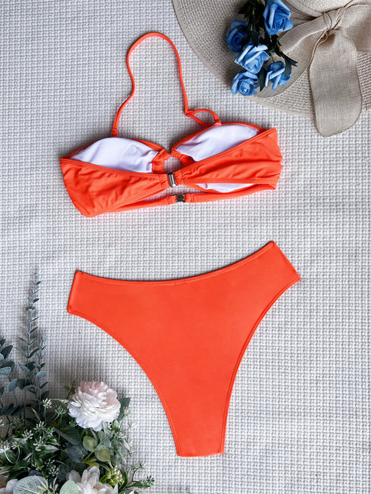 Damen Bandeau-Bikini mit Glamourösen Ringdetails EB