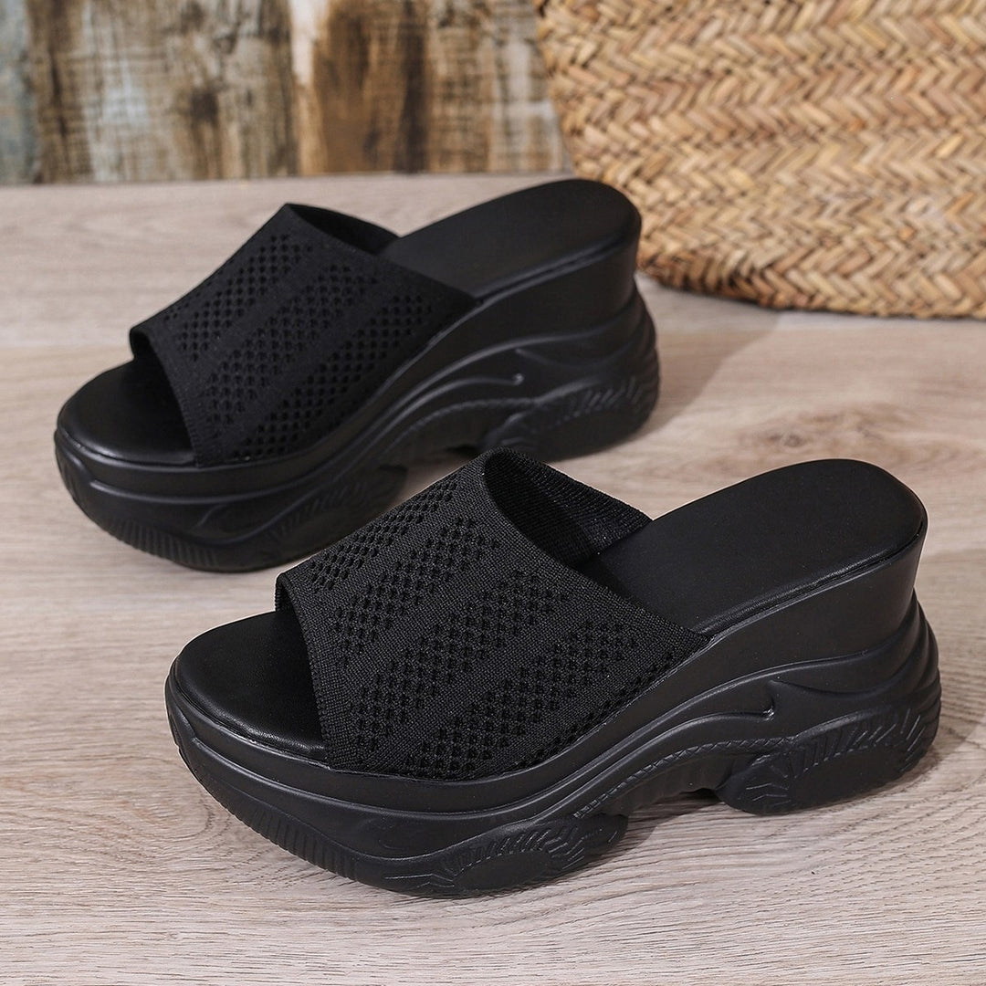 Damen Plateauschlupfschuhe mit floralen Akzenten EB