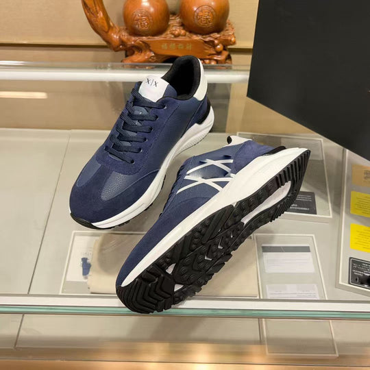 Damen Sportliche High-Performance Sneakers mit atmungsaktiver Mesh-Oberfläche und dämpfender Sohle EB