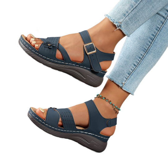Damen Wedge-Sandaletten mit dekorativem Blumenelement und verstellbarem Riemendesign EB