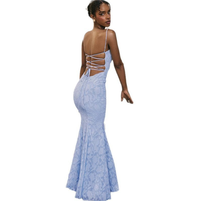 Damen Langflussendes Kleid mit stilvollen Blumenapplikationen EB
