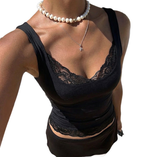 Damen Spitzenunterhemd mit elegantem V-Ausschnitt und zarter Raffung EB