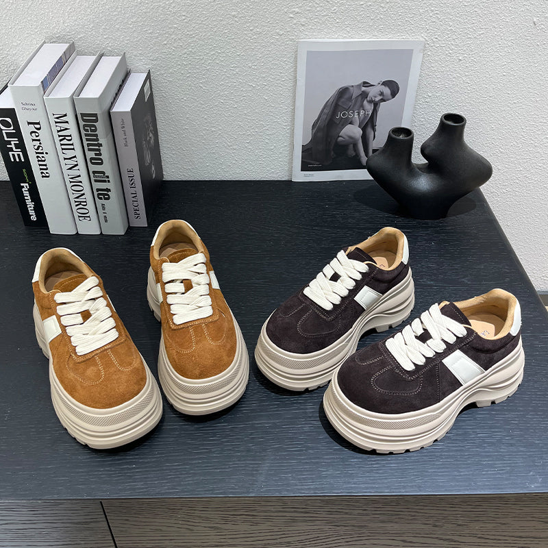 Damen Plattform-Sneaker mit komfortablem Fußbett und modischem Design EB