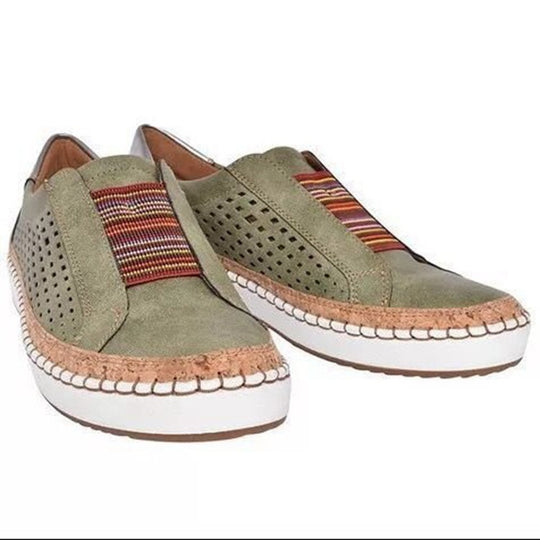 Damen perforierte Slipper-Sneaker mit Elastikeinsatz und Korkoptik-Plateau EB