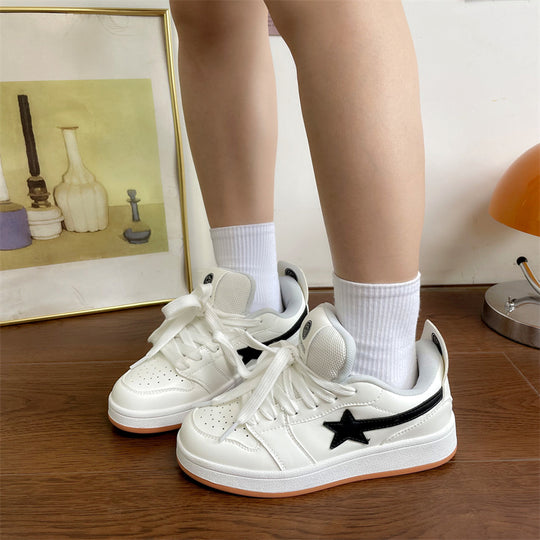 Damen Sneakers mit stylischem Sternen-Design und bequemer Sohle EB