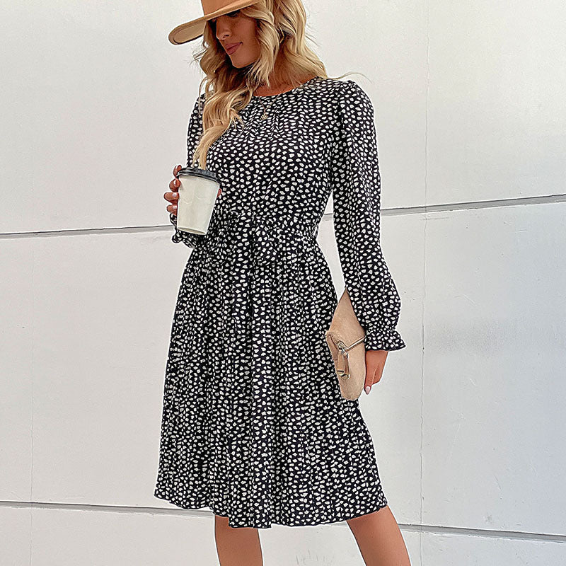 Damen Midi-Kleid mit elegantem Rüschendesign und Bindegürtel EB