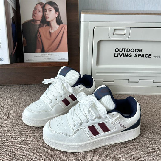 Damen Sportliche Sneakers im Retro-Look mit farblichen Akzenten EB
