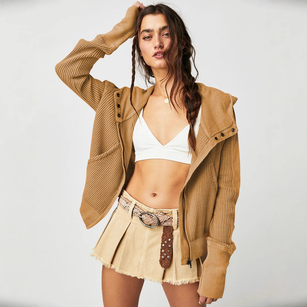 Damen Sportliche Kapuzenjacke aus strukturiertem Material EB