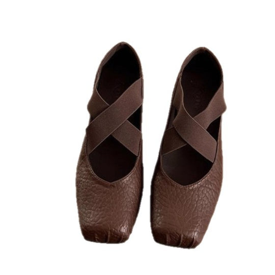 Damen Ballerina-Pumps mit elegantem Riemchen und komfortablem Absatz EB
