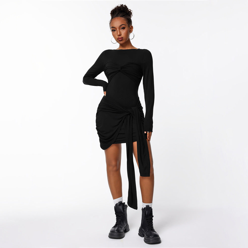 Damen figurbetontes Minikleid mit asymmetrischer Knotendrapierung, taillierter Raffung und langem Ärmelschal Eichborn Berlin