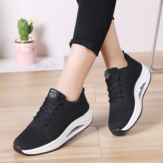 Damen Sportliche Dämpfungssneakers mit atmungsaktivem Obermaterial und rutschfester Sohle EB