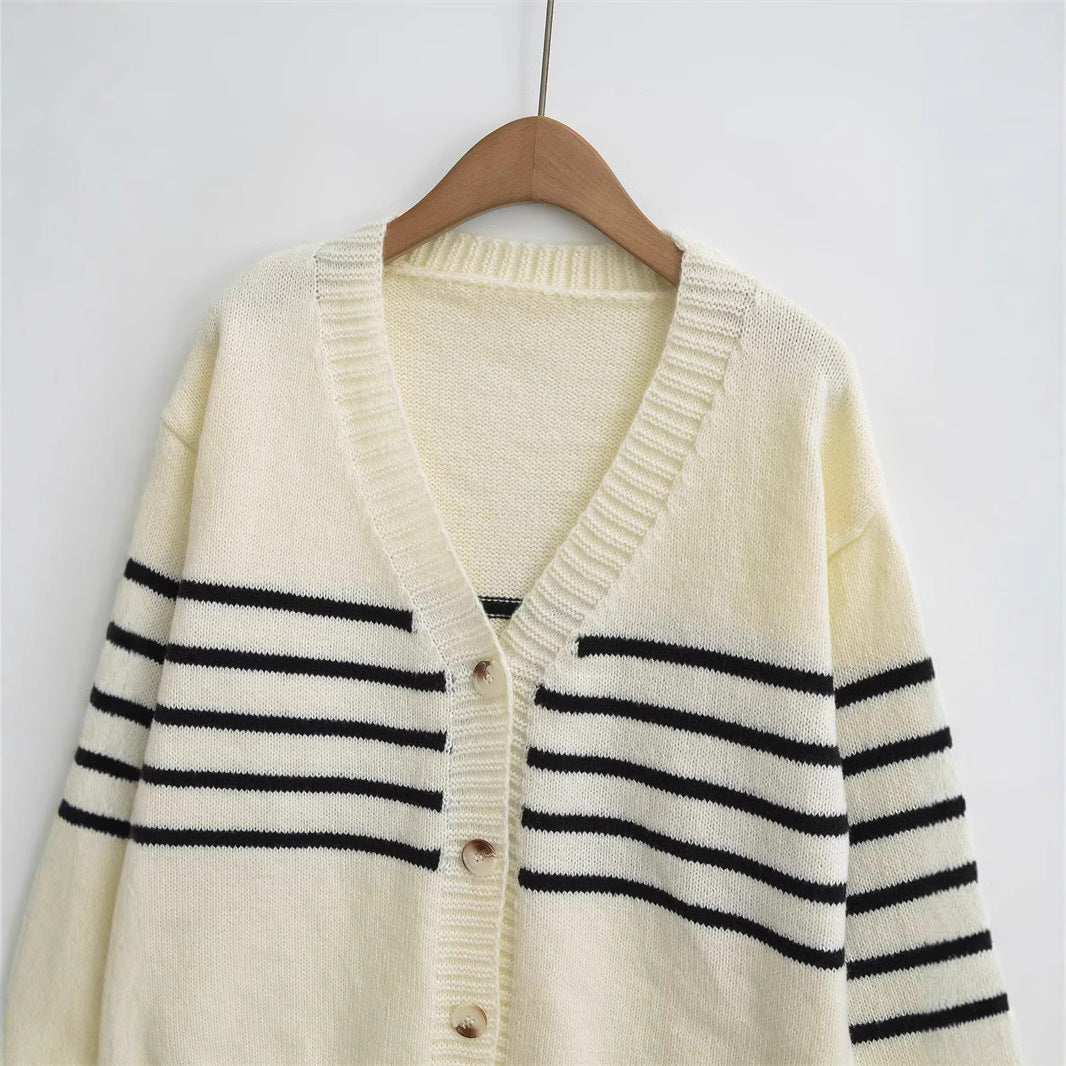 Damen Strickjacke mit Streifenmuster und sanfter Textur EB