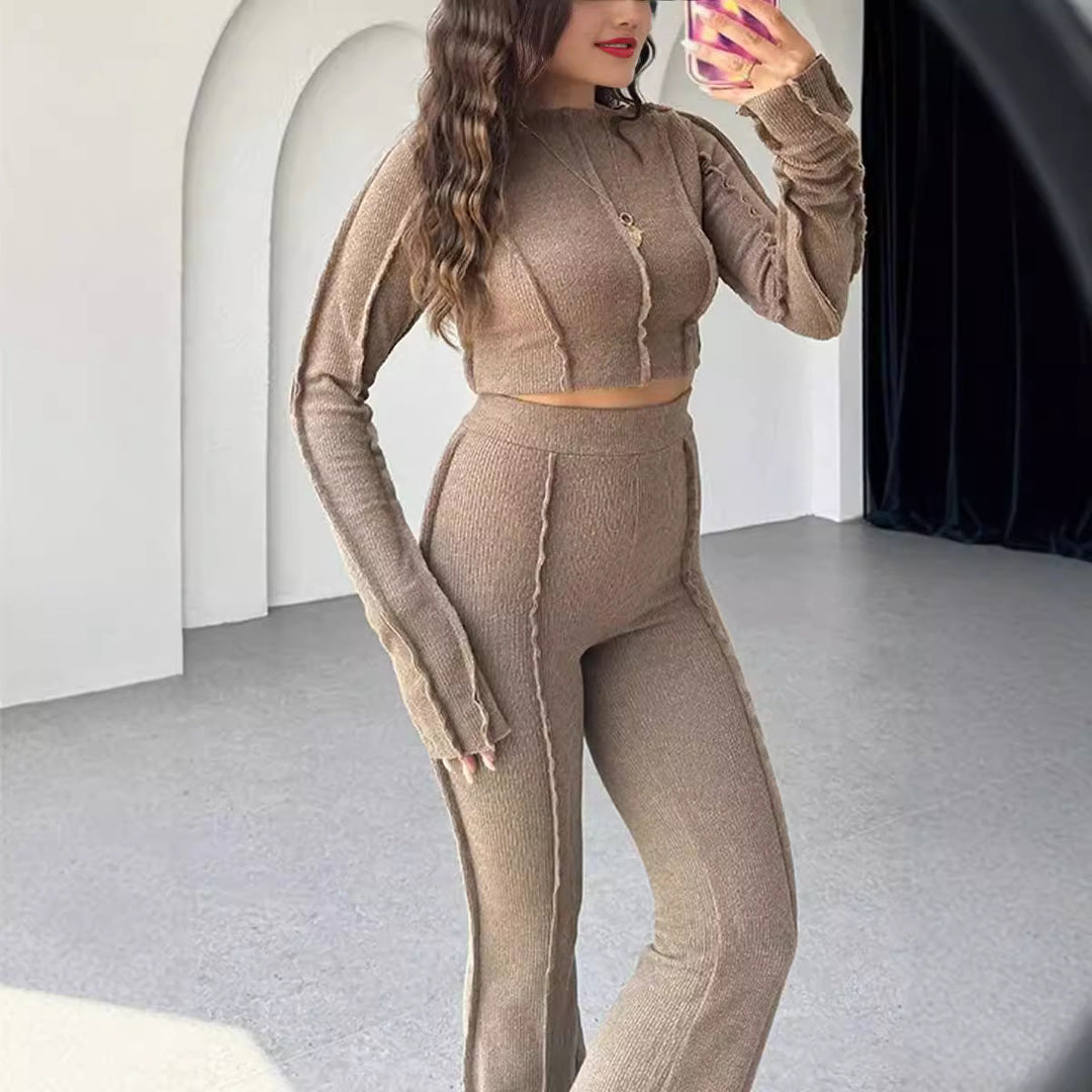 EB | Satz Gerippter Strick Loungewear Slim Fit Gekürzter Pullover und Hochtaillierte Hose