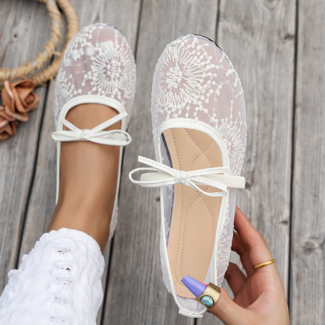 Damen Elegante Spitzenschuhe mit dekorativen Schleifen und funkelnden Akzenten EB