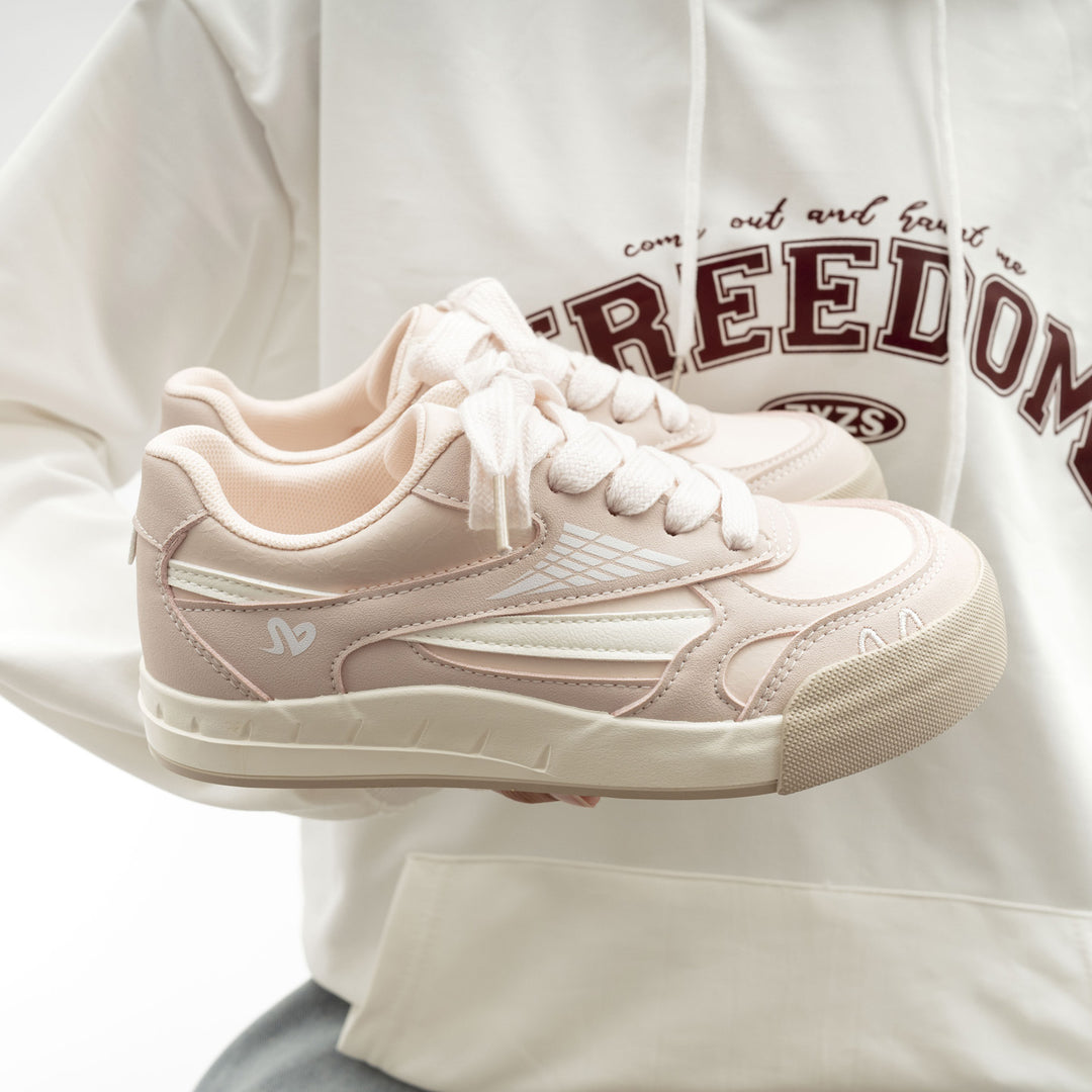 Damen Sportliche Sneaker mit atmungsaktiven Mesh-Einsätzen und griffiger Sohle EB