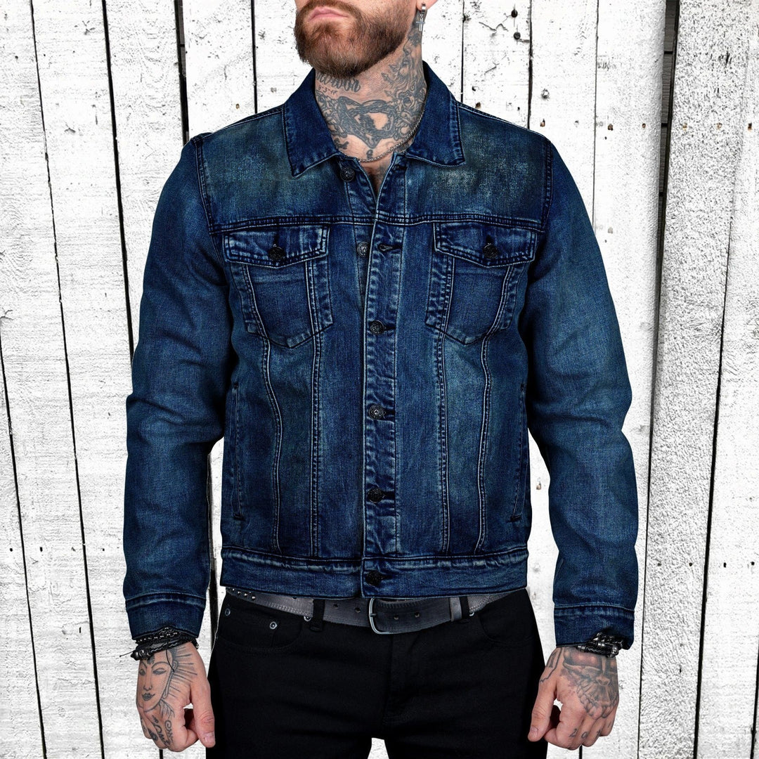 Herren nan taillierte Trucker-Denimjacke mit Pattentaschen, Metallknopfleiste und kontrastierenden Nähten EB