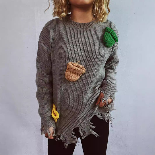 Damen lässiger Oversize-Pullover mit fransigen Details und bunten Applikationen EB