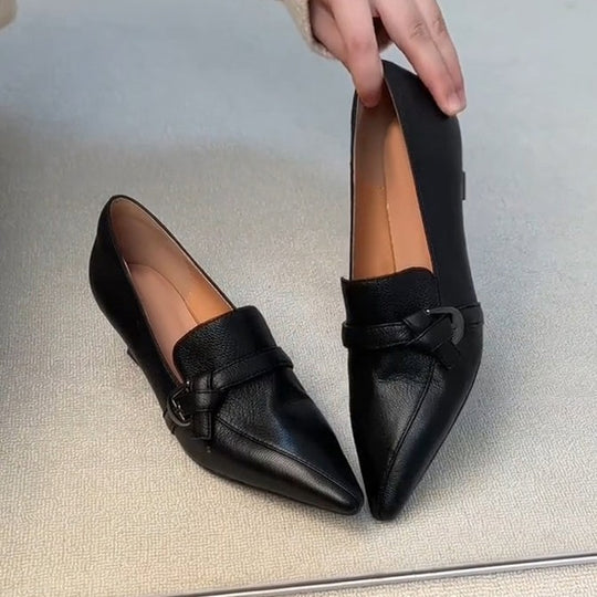 Damen elegante spitze Ballerinas mit feinem Riemen EB