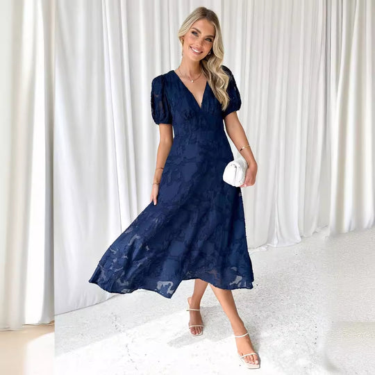 Damen Maxikleid mit floralen Akzenten und voluminösen Puffärmeln EB