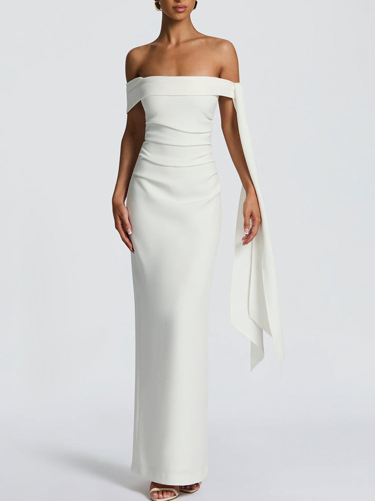 Damen Elegantes Maxikleid mit schulterfreiem Design und raffiniertem Drapierungselement EB