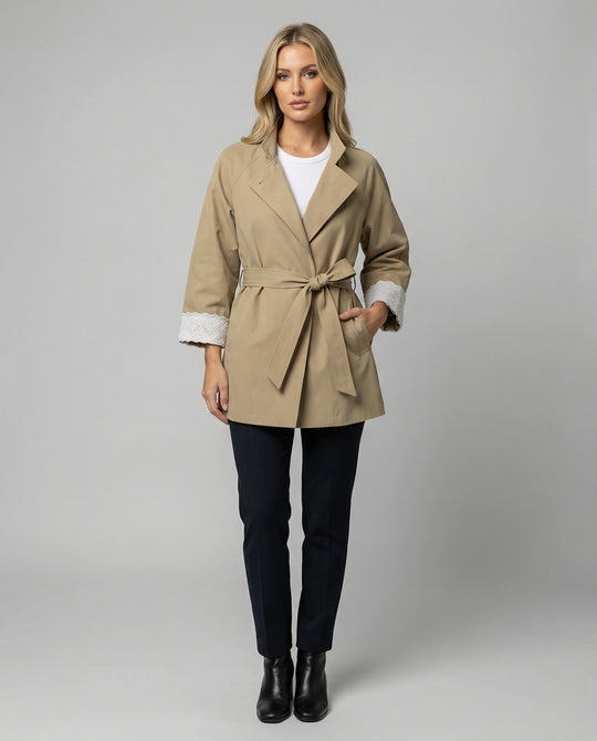 Damen Mode online taillierter Trenchcoat mit Stehkragen und Spitzenmanschetten EB