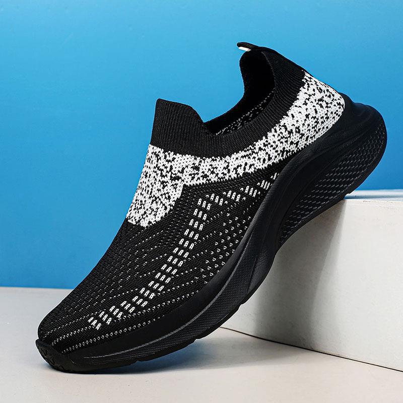 Damen Slip-On Sneakers mit luftiger Strick-Oberfläche und dämpfender Sohle EB