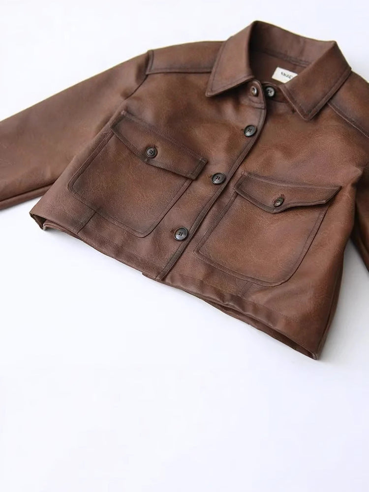 Damen cropped jacke mit praktischen Brusttaschen und Knopfdetails EB