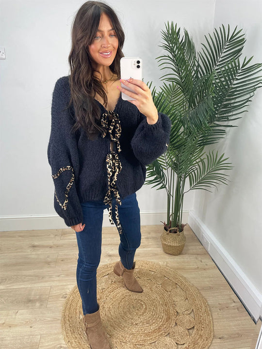 Damen lässiger Strickpullover mit verspielten Details EB