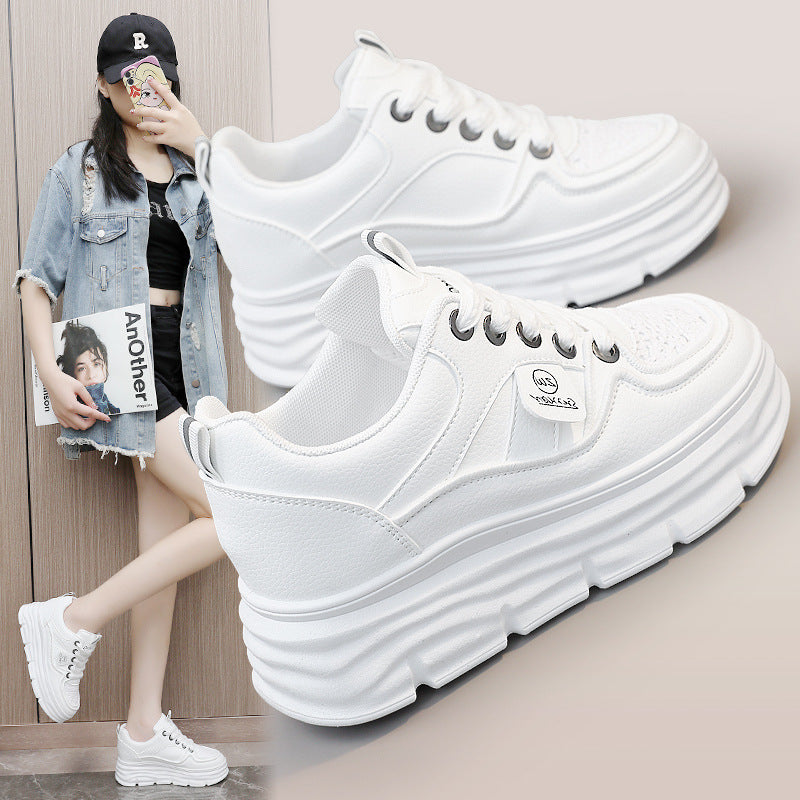Damen Chunky Sneaker mit dämpfendem Sohlenprofil und modischem Design EB