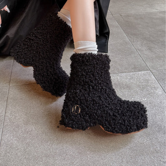 Damen Furry Boots im modernen Design EB