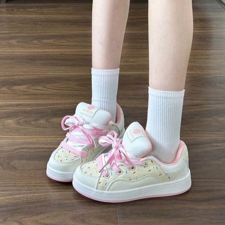 Damen Sneakers im verspielten Design EB