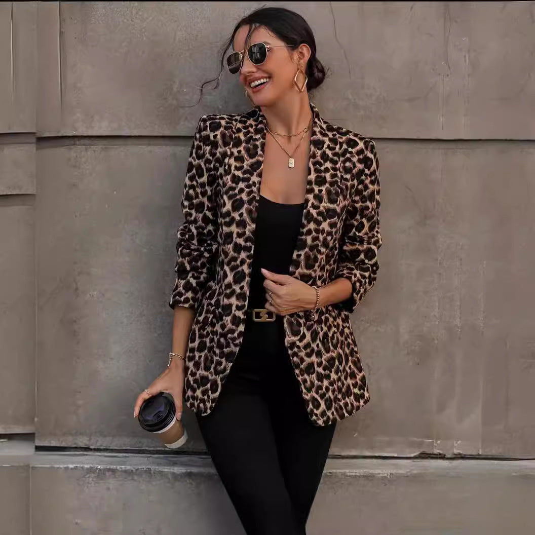 Damen Blazer im trendigen Animal-Print mit elegantem Revers und praktischen Taschen EB