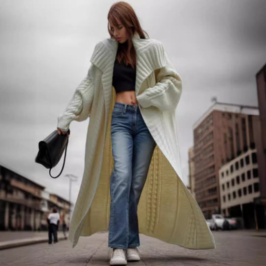 Damen Oversized Strickmantel mit voluminösen Ärmeln und elegantem Revers EB