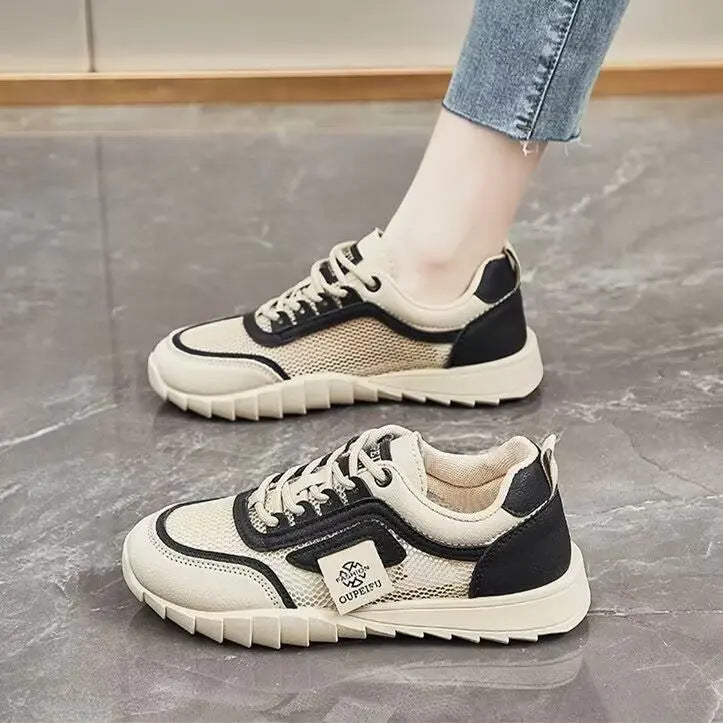 Damen Komfortable Sport-Sneaker mit atmungsaktive Obermaterial und robustem Sohlenprofil EB