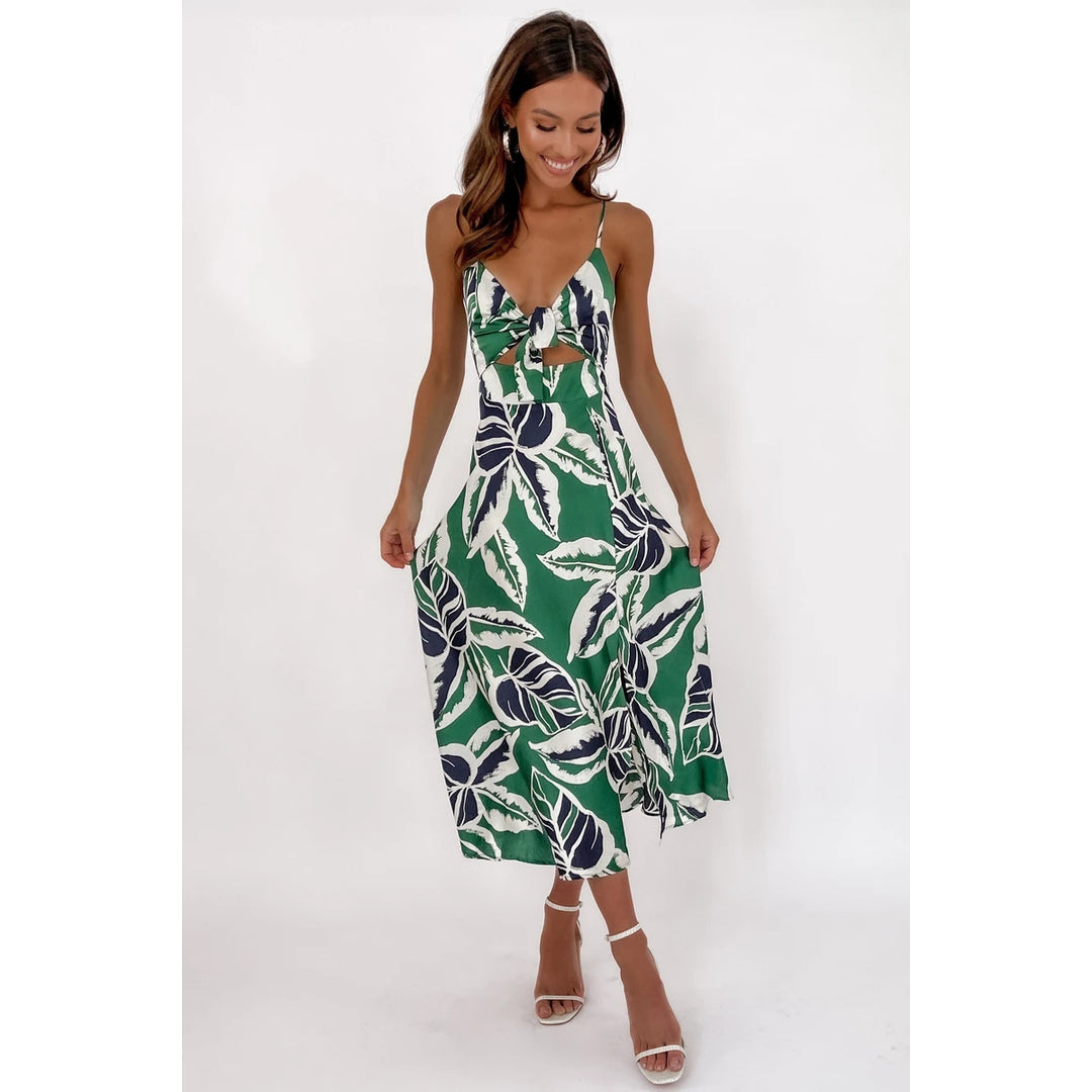 Damen Wickelkleid mit floralem Print und verspielt schwingendem Saum EB