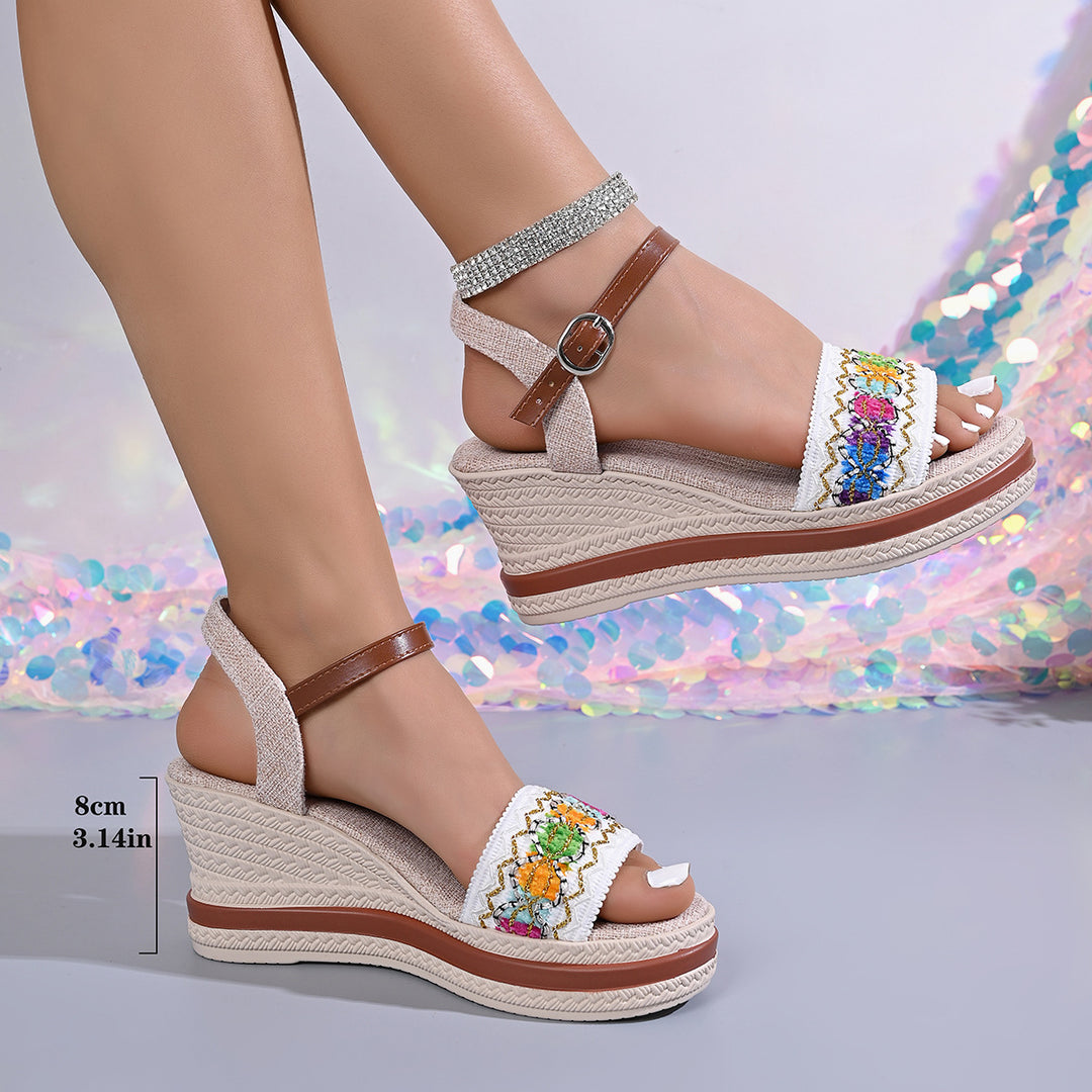 Damen Wedge-Sandalen mit buntem Stickereibesatz und komfortablem Riemchen EB